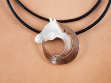 Load image into Gallery viewer, Circular Horse Necklace (Silver)