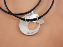 Load image into Gallery viewer, Circular Horse Necklace (Silver)