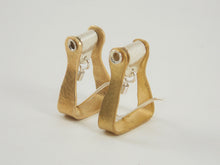 Load image into Gallery viewer, Western Stirrups (Copper)